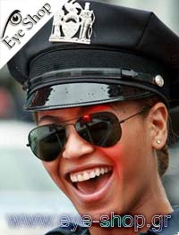  Beyonce-Knowless wearing sunglasses RayBan 3025 aviator