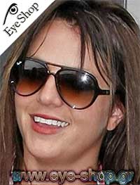  Britney Spears wearing sunglasses RayBan 4125 Cats 5000