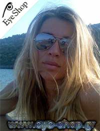  Errica-Prezerakou wearing sunglasses RayBan 3025 Aviator