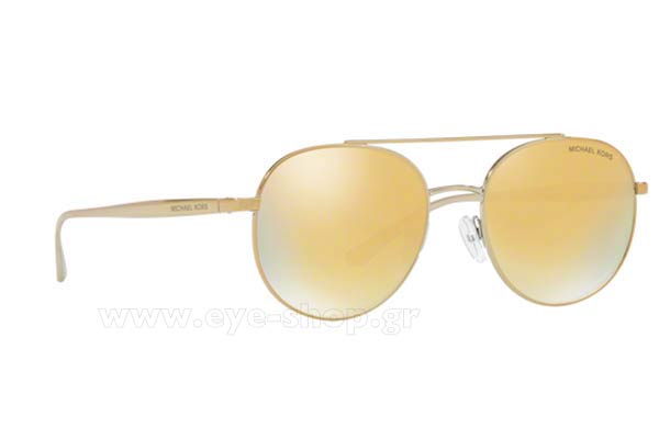  Emily-Ratajkowski wearing sunglasses Michael Kors 1021 LON