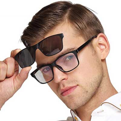Eyeglasses with sun clip-on