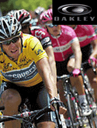 Cycling Star Lance Armstrong. Wearing Oakley with his signature model M-FRAME and color 5 - SI Ballistic M Frame 2.0 Strike Array 11-138