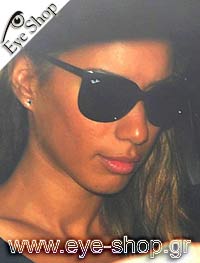  Leona-Lewis wearing sunglasses RayBan 4126 CATS 1000