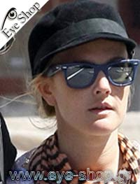 Drew Barrymore wearing Rayban Wayfarer Sunglasses model 2140 Wayfarer color 901