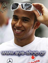  Lewis-Hamilton wearing sunglasses Oakley Hijinx