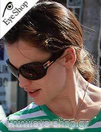  Jennifer-Garner wearing sunglasses Ralph Lauren 8049