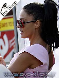  Katie-Price wearing sunglasses RayBan 4125 CATS 5000
