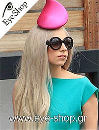 Lady-Gaga wearing sunglasses Prada 27NS