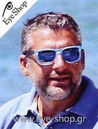  Giorgos Liagkas wearing sunglasses Rayban Justin 4165
