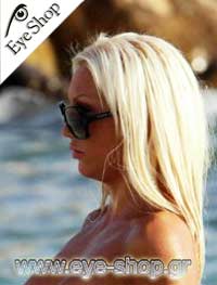  Zeta-Theodoropouloy wearing sunglasses Vogue 2568