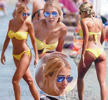Elena Papavasileioy                                                                                                                                                                                                                                        — RAYBAN