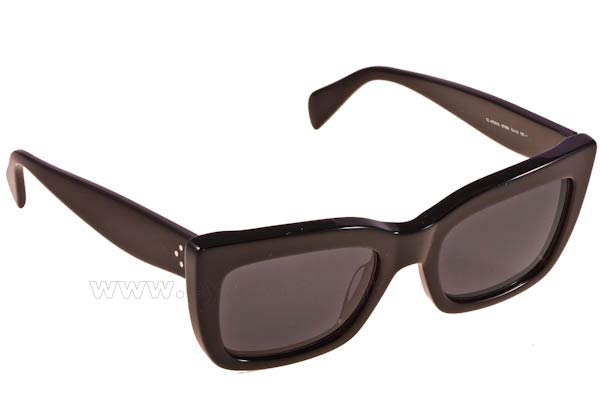  Kim-Kardashian wearing sunglasses Celine CL 41039S