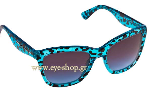  Charlize-Theron wearing sunglasses Dolce Gabbana 4140