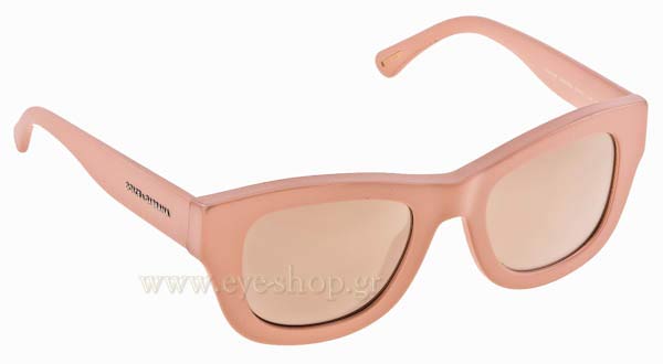  Jessica Alba wearing sunglasses Dolce Gabbana 4139