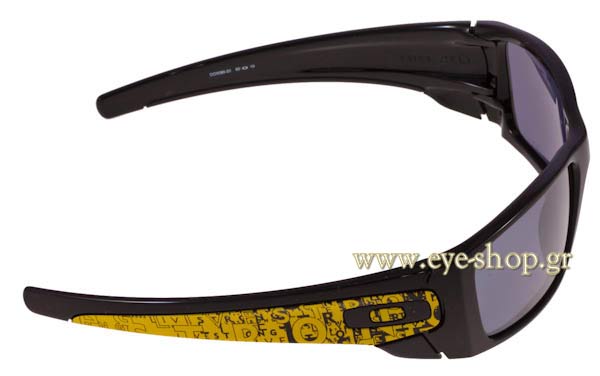 Oakley model Fuel Cell 9096 color 20 Livestrong