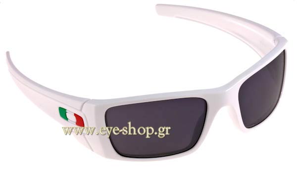 Sunglasses Oakley Fuel Cell 9096 16 Italy - black iridium
