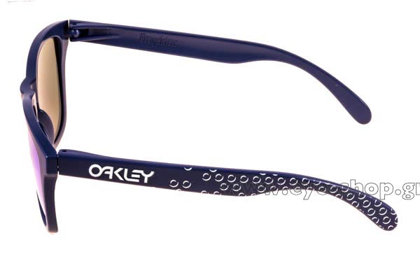 Oakley model Frogskins 9013 color 47 Matte Blue Sapphire Iridium