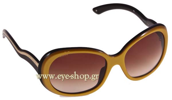  Christina-Aguilera wearing sunglasses Prada 08ls