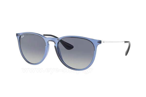  Ashley Greene wearing sunglasses Rayban ERIKA 4171