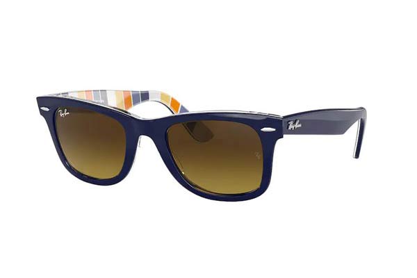  Nicky Hilton wearing sunglasses RayBan 2140 Wayfarer