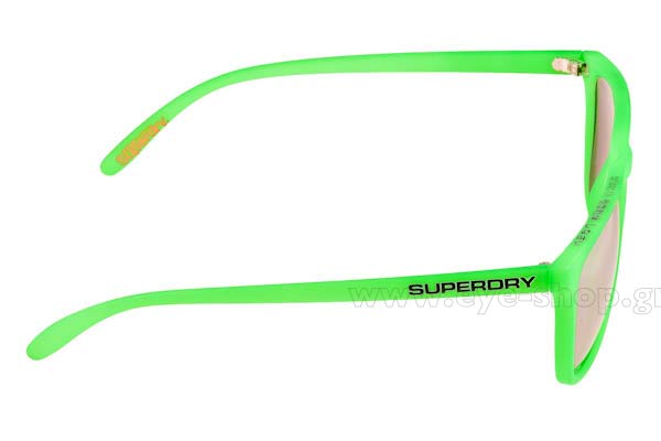 Superdry model Shockwave color 114 Green