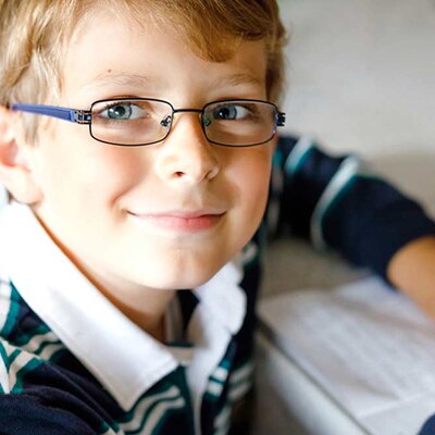 11 Signs That Show Your Child Needs Glasses